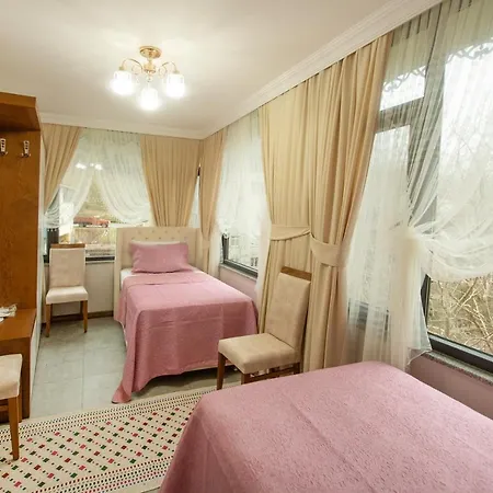 Otel Jolnar Garden