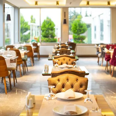 Jolnar Garden Otel